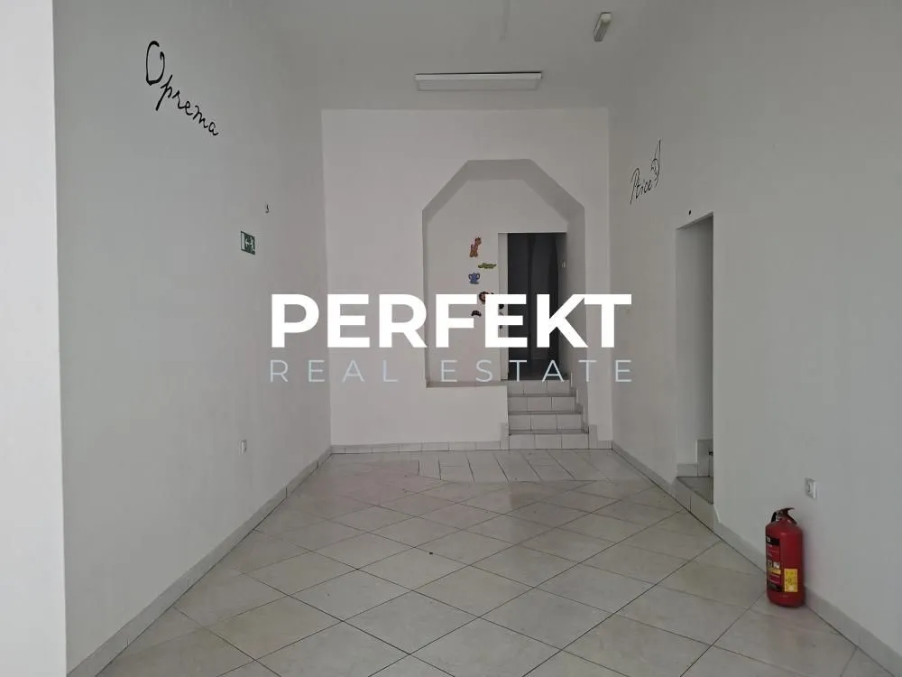 Rent, office space, 75m², Centar, Pančevo