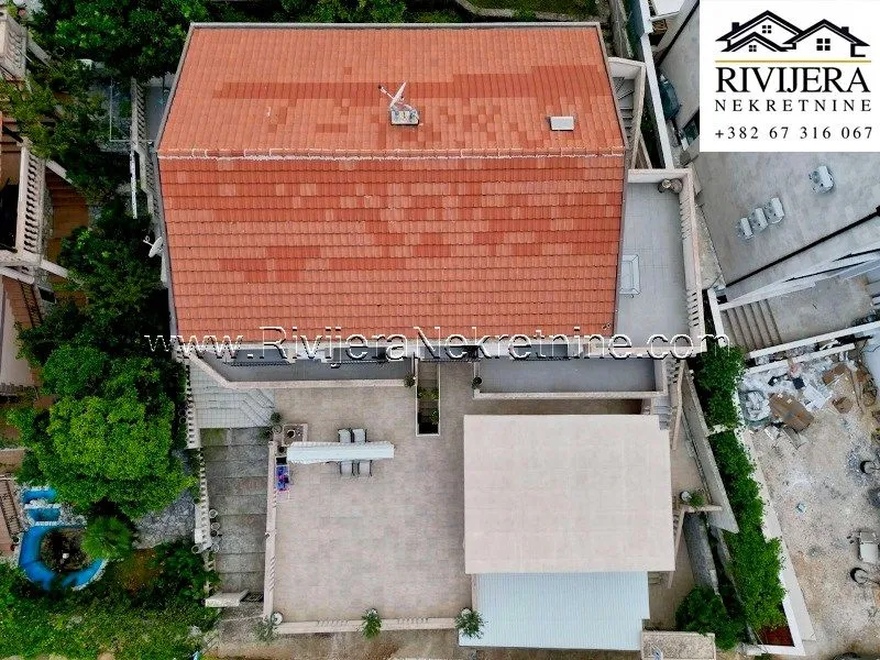 Sale, house, 370m², Đuraševići, Tivat