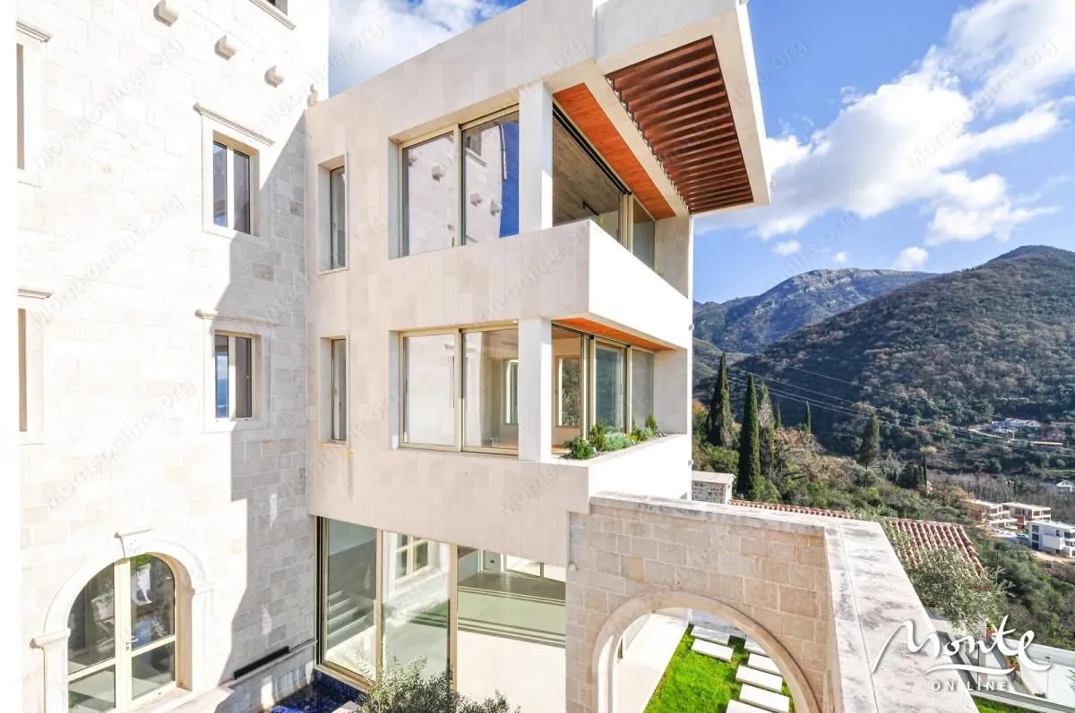 Prodaja, kuća, 791m², Donja Lastva, Tivat