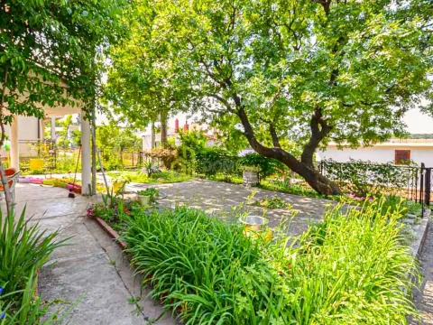 Prodaja, kuća, 190m², Bar, Crna Gora - image 15