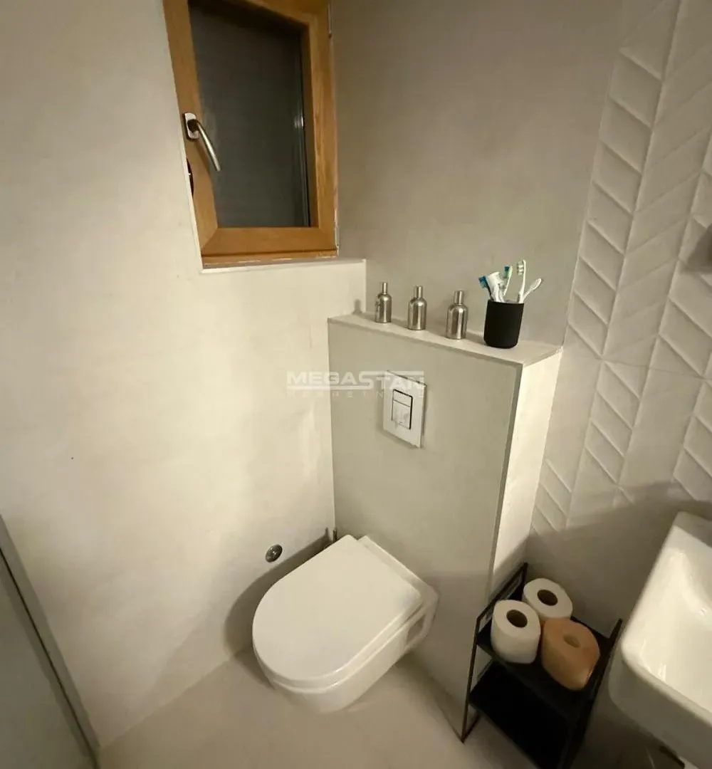 Prodaja, dvosoban stan, 70m², Savski Venac, Beograd