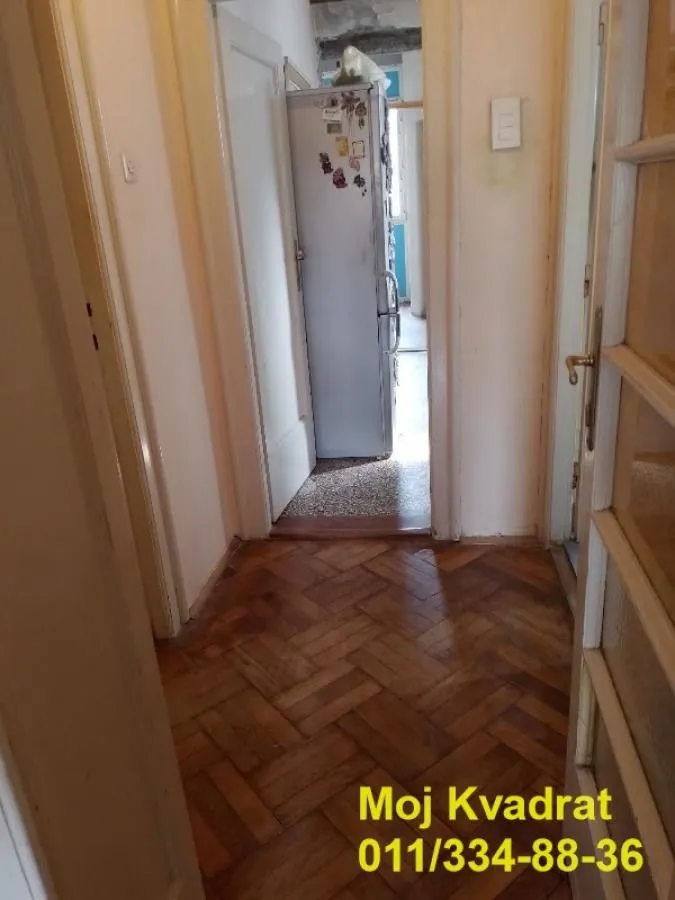 Prodaja, trosoban stan, 77m², Stari Grad, Beograd