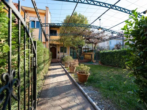 Sale, house, 142m², Zabjelo, Podgorica - image 26