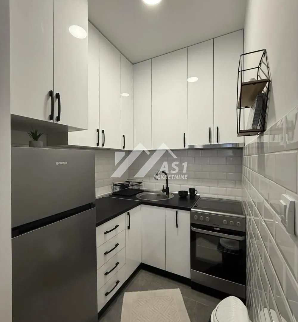 Rent, one bedroom apartment, 37m², Adamovićevo Naselje, Novi Sad Sve Podlokacije