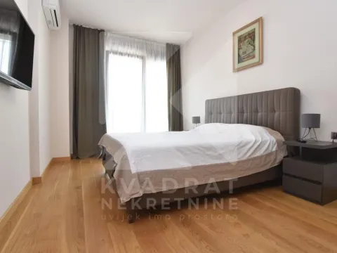 Rent, two bedroom apartment, 75m², Kruševac, Podgorica - image 8