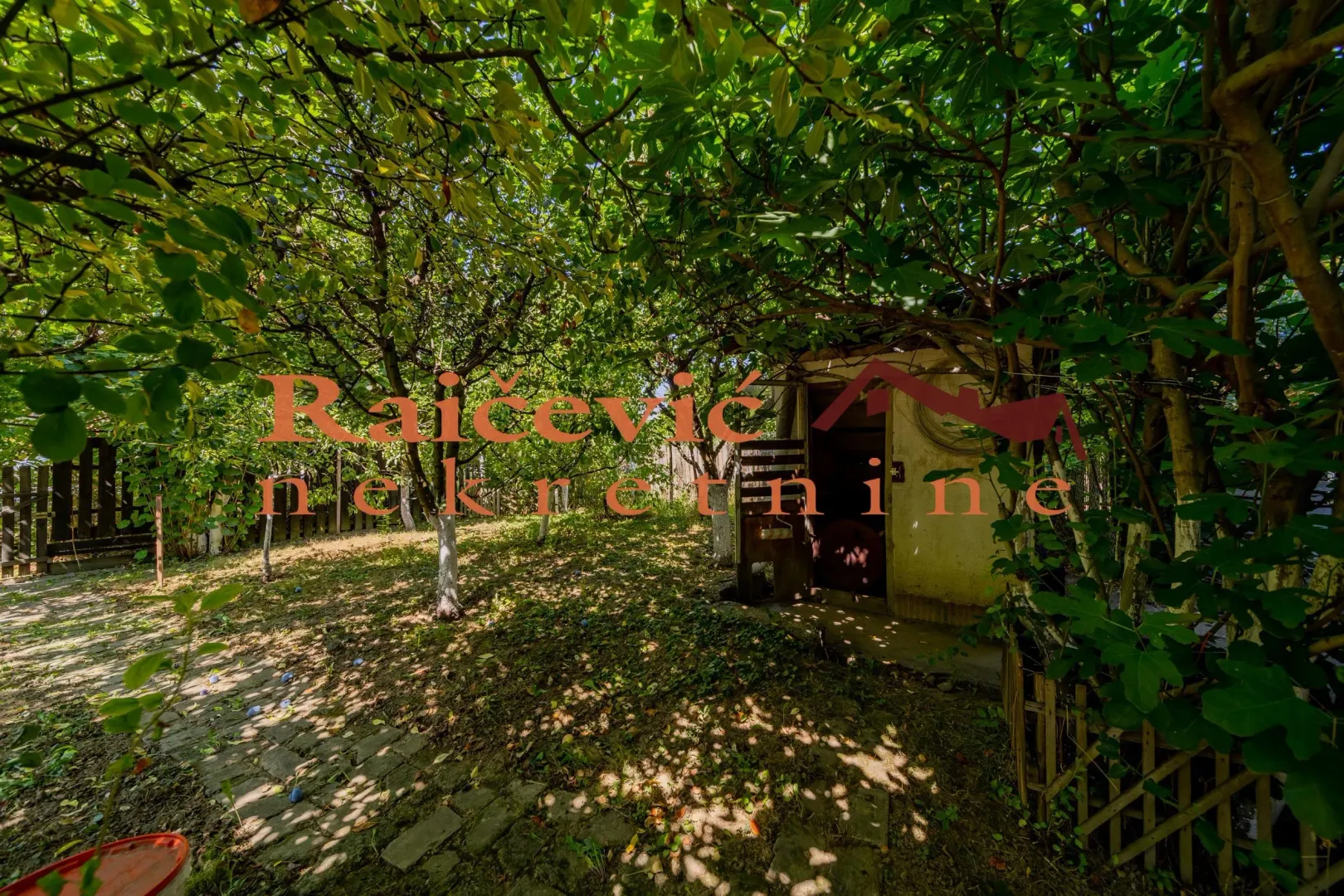Sale, house, 260m², Resnik, Beograd