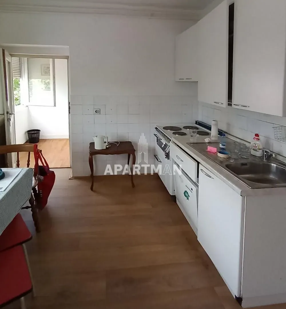Prodaja, dvosoban stan, 53m², Kalenić Pijaca, Vračar Sve Podlokacije