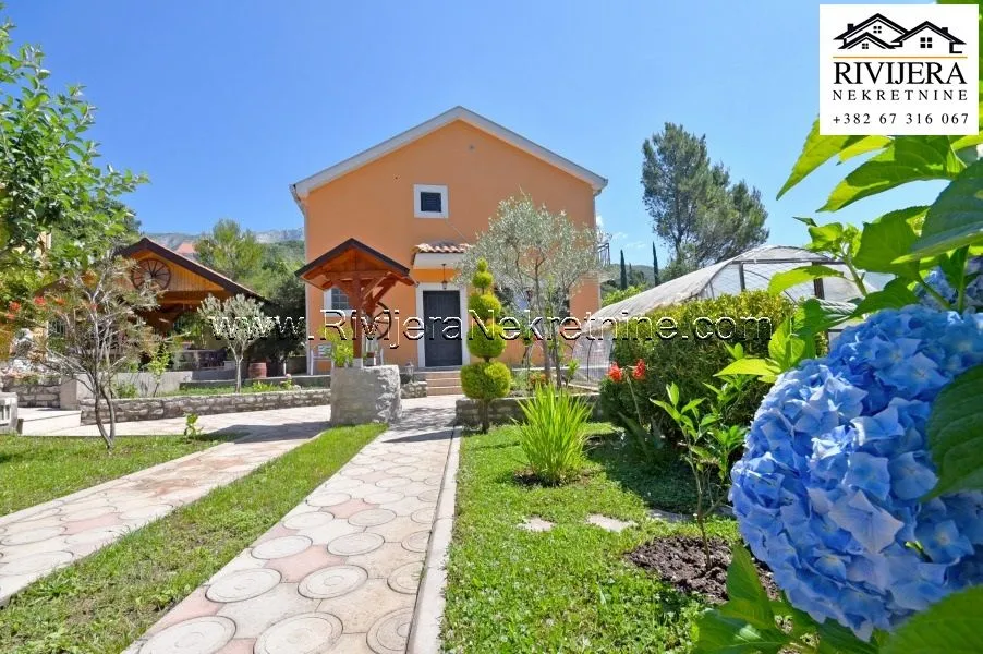 Prodaja, kuća, 267m², Mojdež, Herceg Novi
