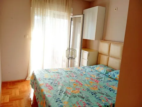 Izdavanje, jednosoban stan, 50m², Pobrežje, Podgorica - image 6