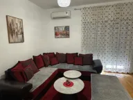 Izdavanje, dvosoban stan, 74m², City Kvart, Podgorica - image 4
