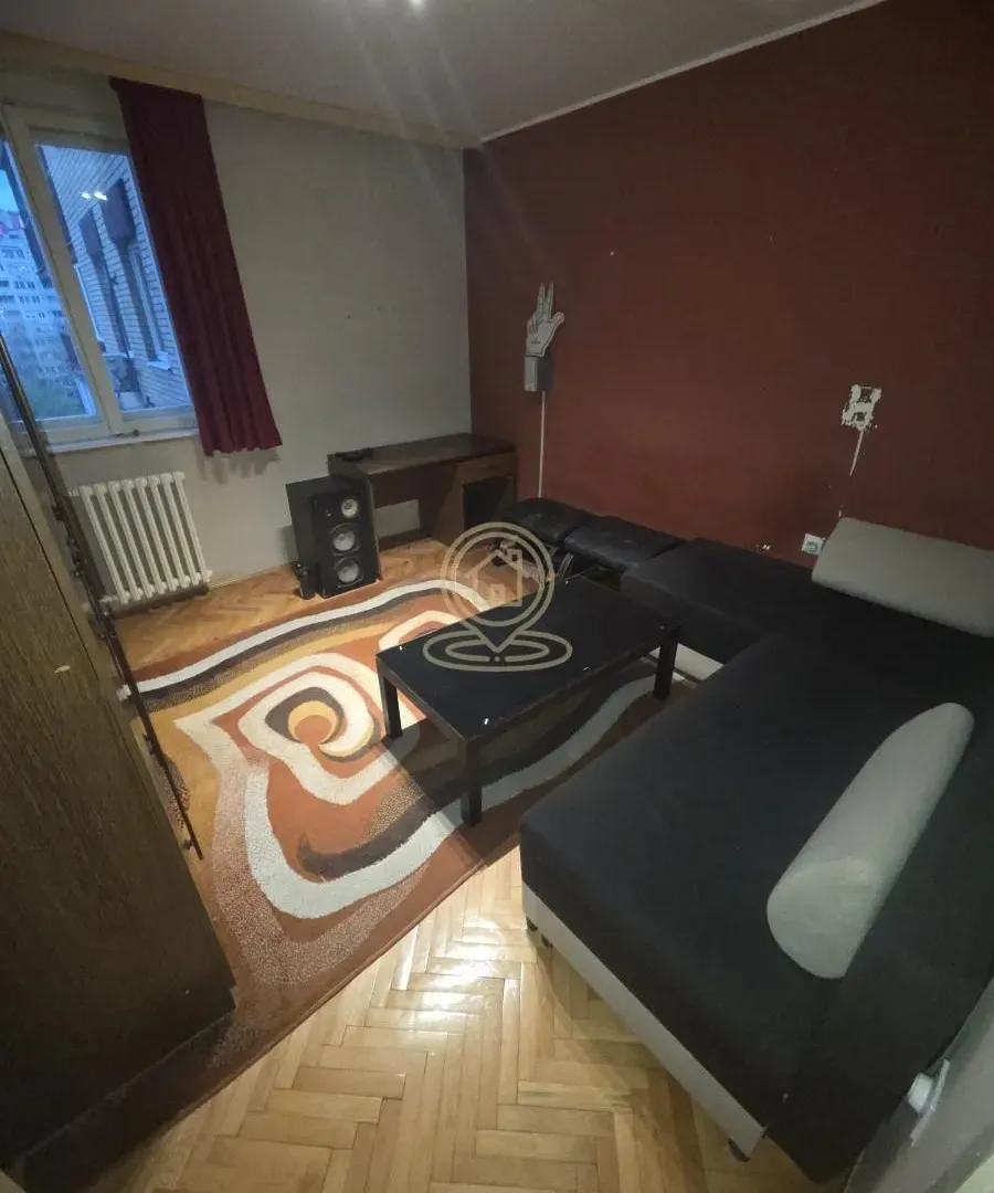 Prodaja, trosoban stan, 85m², Medijana, Niš