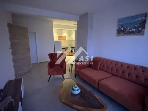 Izdavanje, dvosoban stan, 60m², Lipov gaj, Novi Sad Sve Podlokacije - image 2