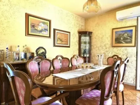 Prodaja, kuća, 250m², Podgorica, Crna Gora - image 7