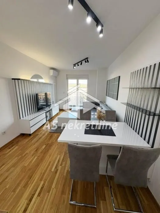 Rent, two bedroom apartment, 52m², Hala Pionir, Palilula Sve Podlokacije