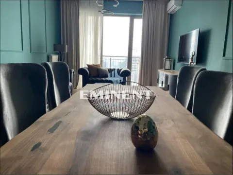 Izdavanje, trosoban stan, 90m², Savski Venac, Beograd - image 2