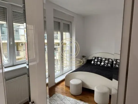 Stan in Bulevar Oslobodjenja