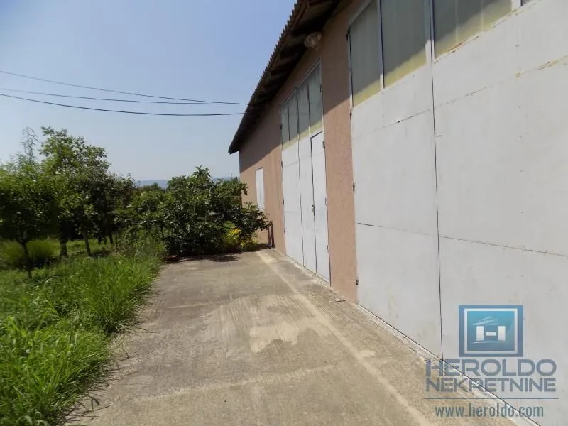 Rent, office space, 200m², Paraćin, Srbija