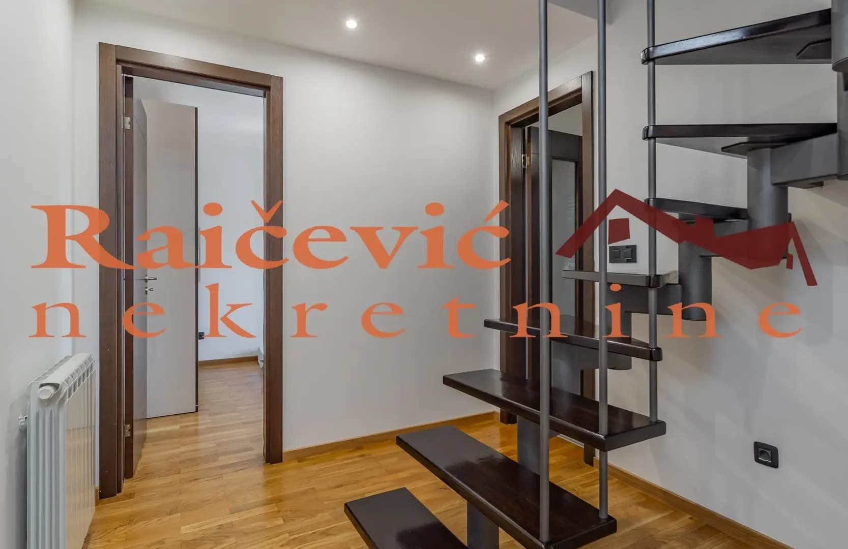 Prodaja, četvorosoban stan, 132m², Voždovac Sve Podlokacije, Beograd