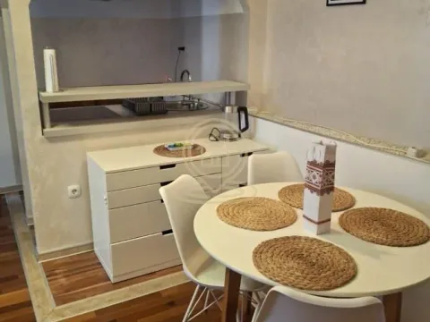 Rent, three bedroom apartment, 55m², Stari Grad, Beograd - image 5