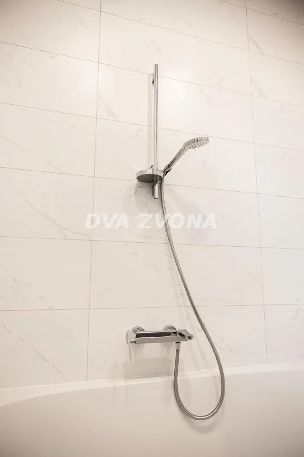 Prodaja, stan, 309m², Bulevar Evrope, Novi Sad Sve Podlokacije