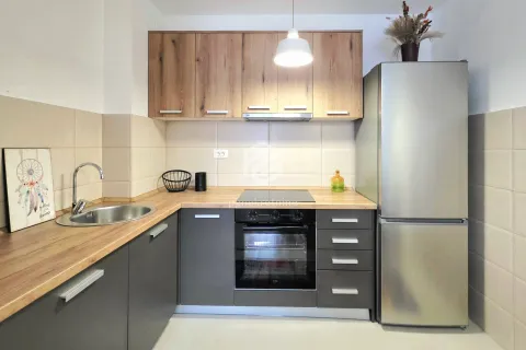 Rent, one bedroom apartment, 42m², Stari Aerodrom, Podgorica - image 6