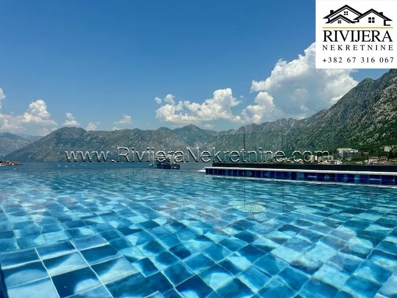 Prodaja, trosoban stan, 191m², Dobrota, Kotor