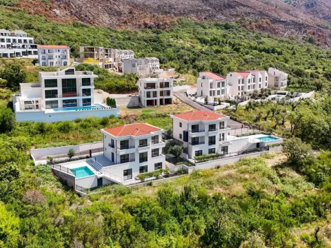 Prodaja, kuća, 318m², Reževići, Budva - image 18