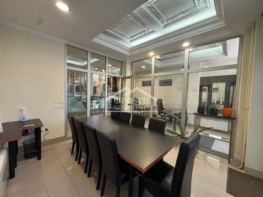 Rent, office space, 70m², Crveni Krst, Beograd