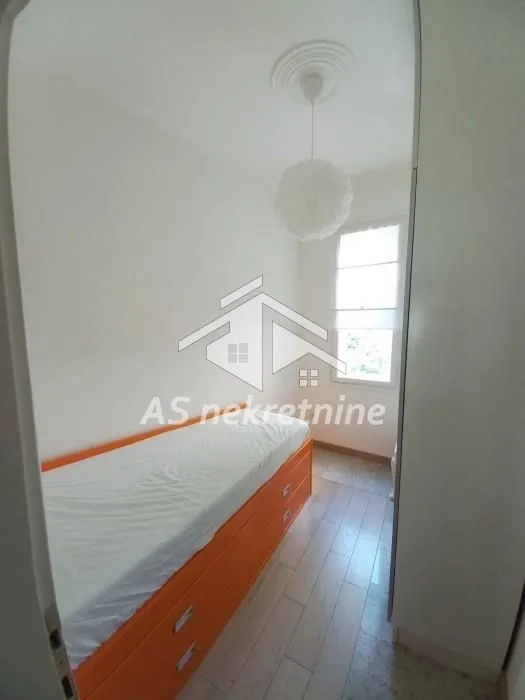 Rent, three bedroom apartment, 70m², Gundulićev Venac, Beograd