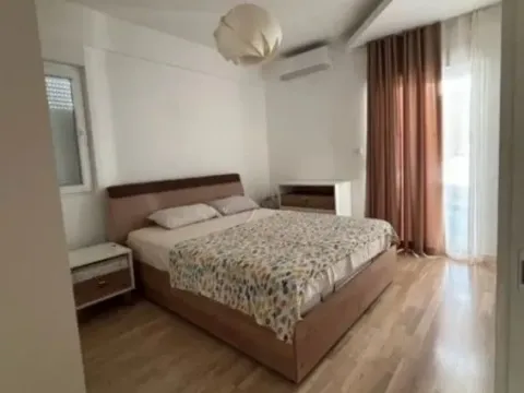 Prodaja, dvosoban stan, 68m², Centar, Podgorica - image 10