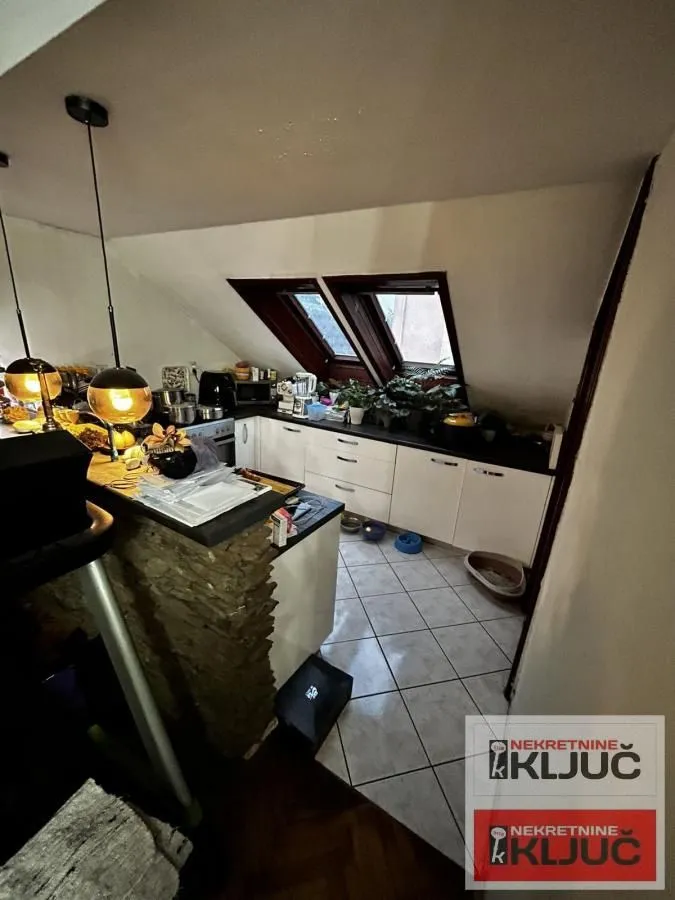 Prodaja, trosoban stan, 99m², Sajmište, Novi Sad