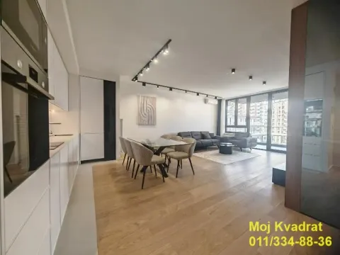 Izdavanje, četvorosoban stan, 120m², Savski Venac, Beograd - image 3