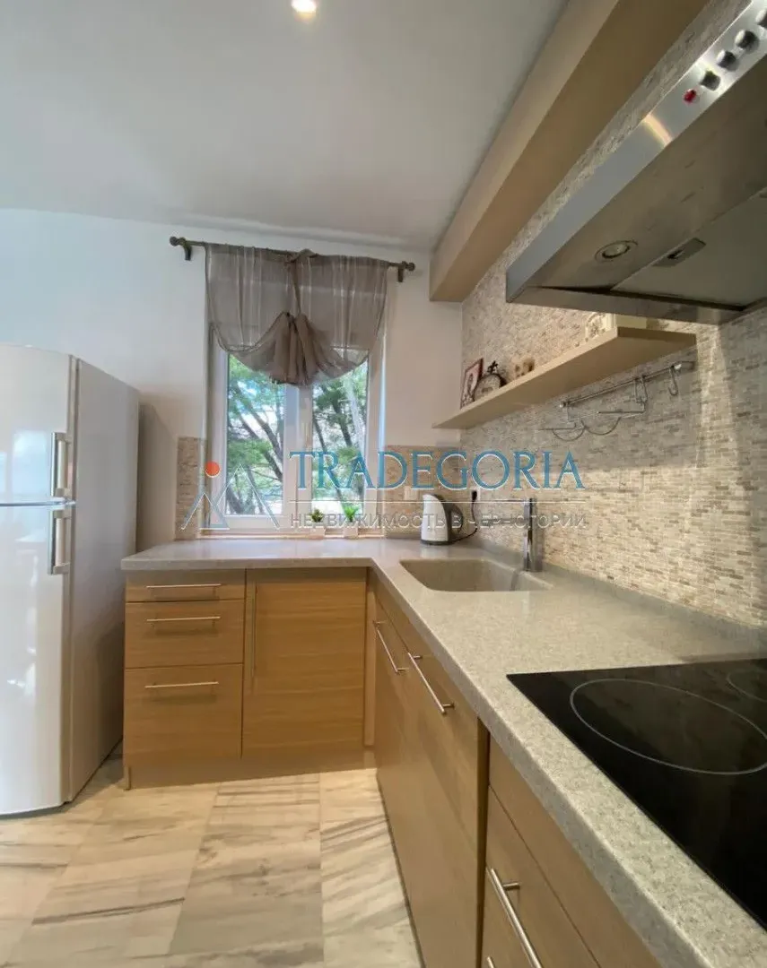 Prodaja, trosoban stan, 106m², Sveti Stefan, Budva