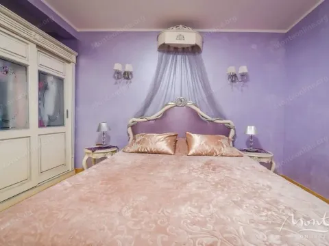 Sale, house, 200m², Bečići, Budva - image 6
