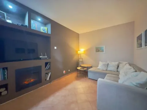 Prodaja, dvosoban stan, 74m², Seljanovo, Tivat - image 1