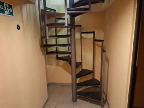 Izdavanje, poslovni prostor, 86m², Sarajevska, Beograd - image 13
