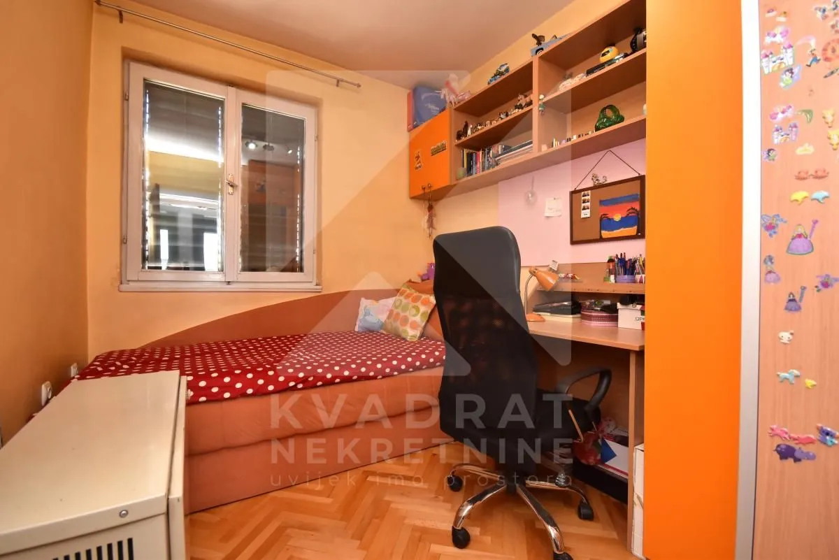 Prodaja, četvorosoban stan, 92m², Lepa Kata, Podgorica