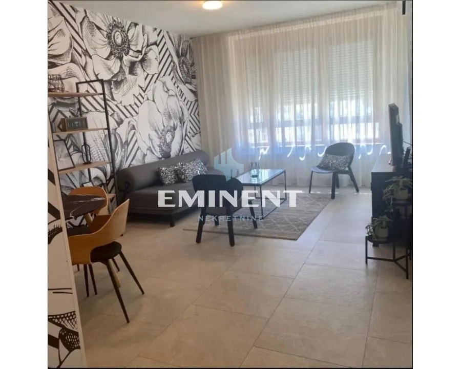 Izdavanje, dvosoban stan, 53m², Novi Beograd Blok 65, Novi Beograd Sve Podlokacije