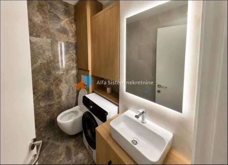 Rent, four bedroom apartment, 93m², Cerak Vinogradi, Beograd