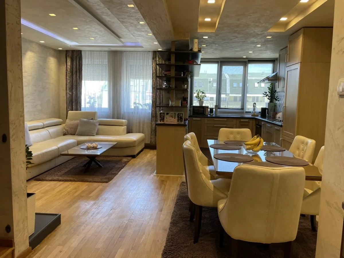 Sale, four bedroom apartment, 105m², Bulevar Evrope, Novi Sad Sve Podlokacije