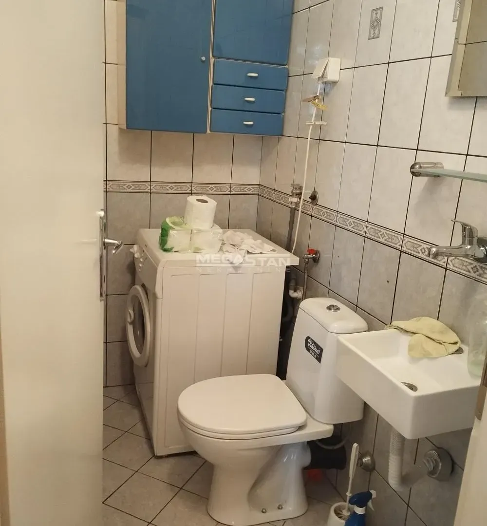 Rent, four bedroom apartment, 112m², Novi Beograd Blok 29, Novi Beograd Sve Podlokacije