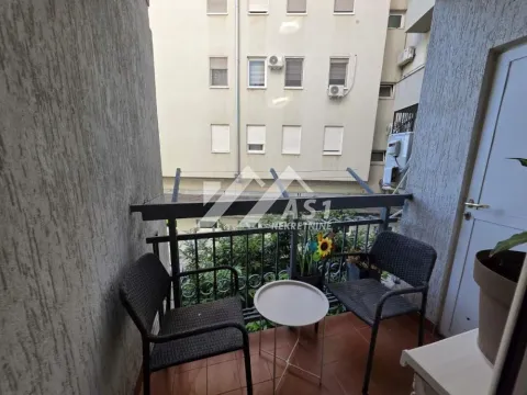 Izdavanje, dvosoban stan, 55m², Bulevar Oslobodjenja, Novi Sad Sve Podlokacije - image 9
