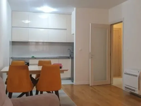 Izdavanje, dvosoban stan, 70m², Central Point, Podgorica - image 2