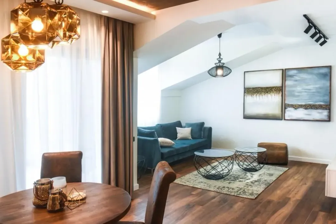 Izdavanje, trosoban stan, 88m², Grbavica, Novi Sad Sve Podlokacije