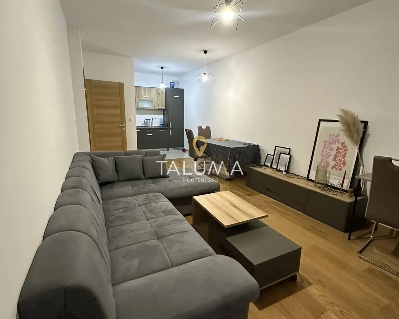 Izdavanje, jednosoban stan, 48m², City Kvart, Podgorica