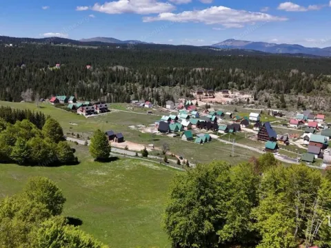 Sale, land lot, 583m², Žabljak, Crna Gora - image 3