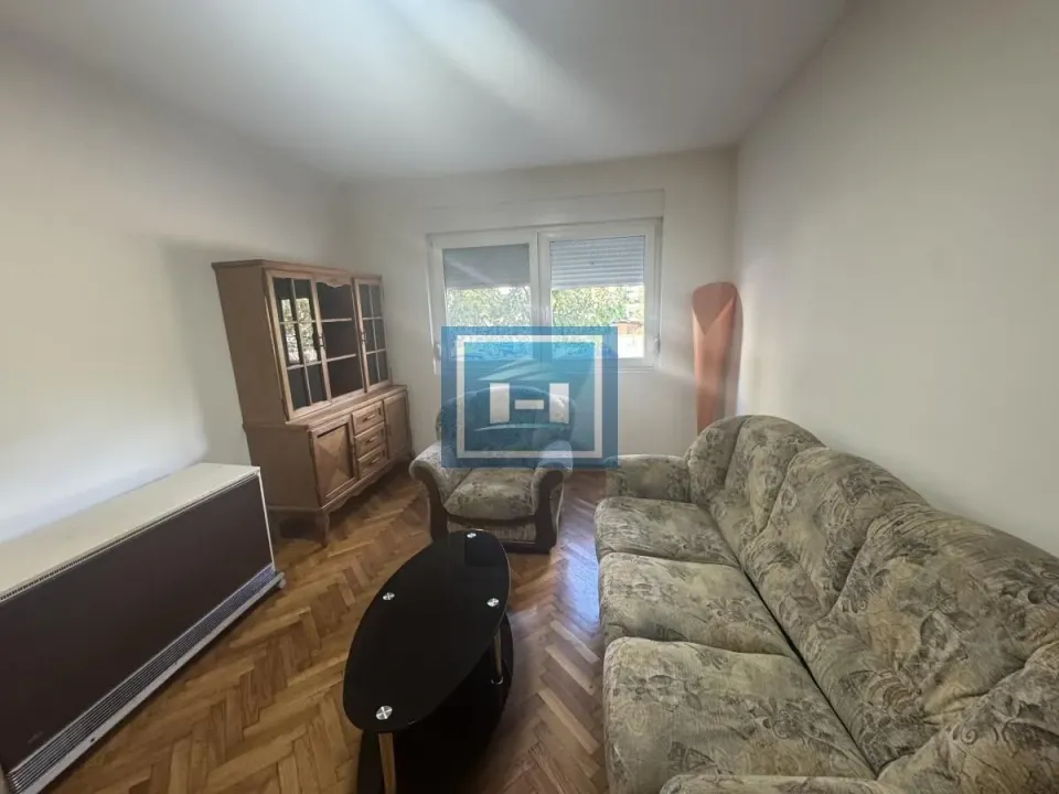 Prodaja, dvosoban stan, 52m², Dom Zdravlja, Ćuprija
