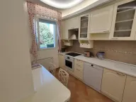 Izdavanje, četvorosoban stan, 103m², Grbavica, Novi Sad Sve Podlokacije - image 3