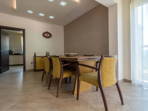 Prodaja, kuća, 267m², Tivat, Crna Gora - image 19