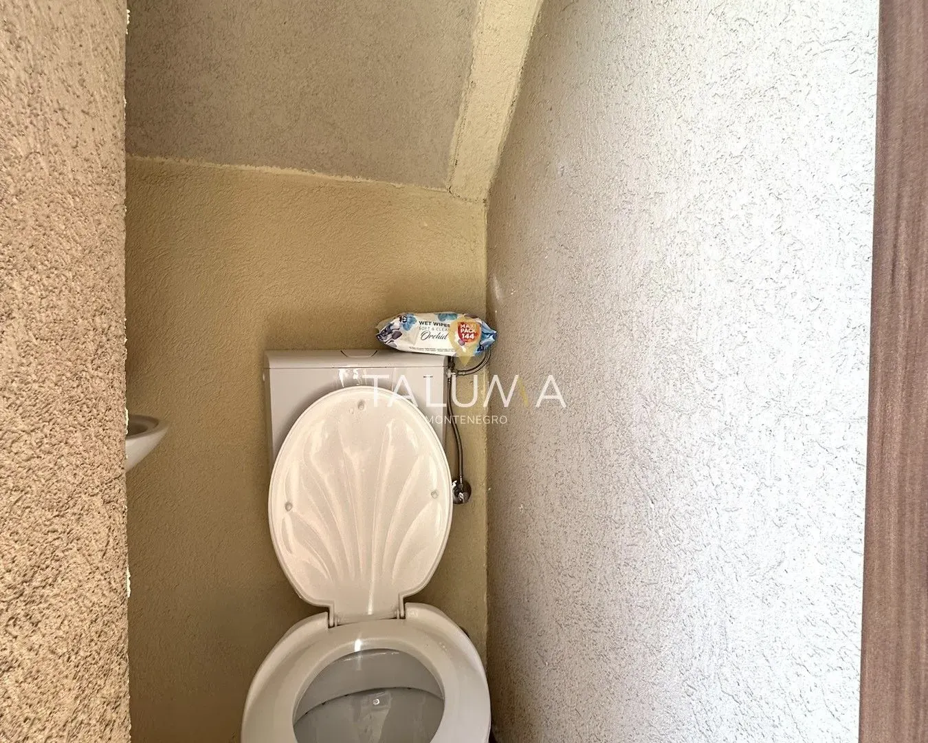 Rent, office space, 12m², Drač, Podgorica
